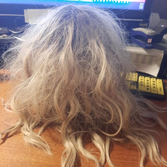 NEW ! Women Long Wig 18\